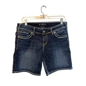⭐️ Women’s Silver Suki Shorts Size 29